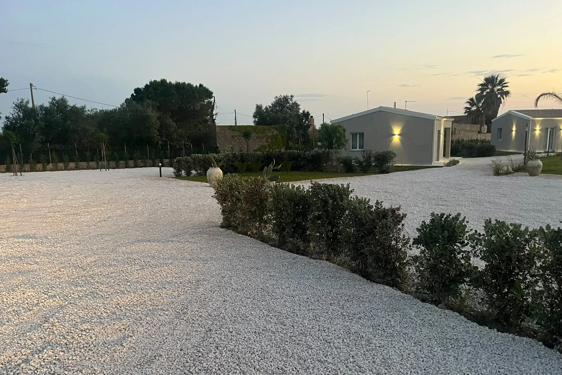 Esterni curati de L’Oasi di Samuel