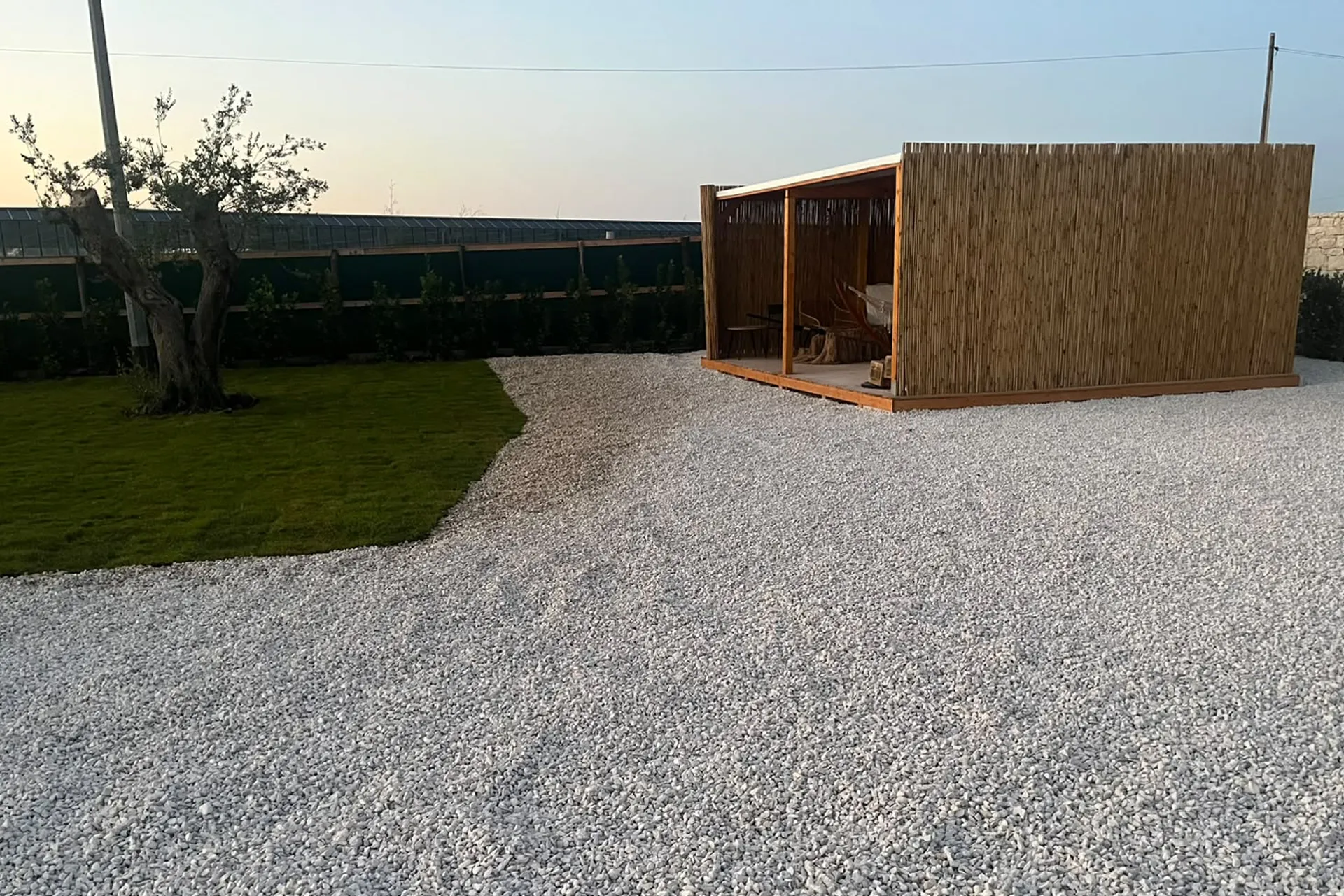 Veranda e giardino de L’Oasi di Samuel